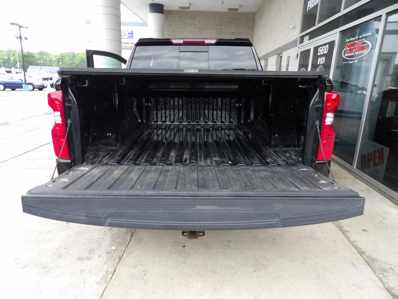 Chevrolet Silverado 1500 4WD Crew Cab 147" LT 2020