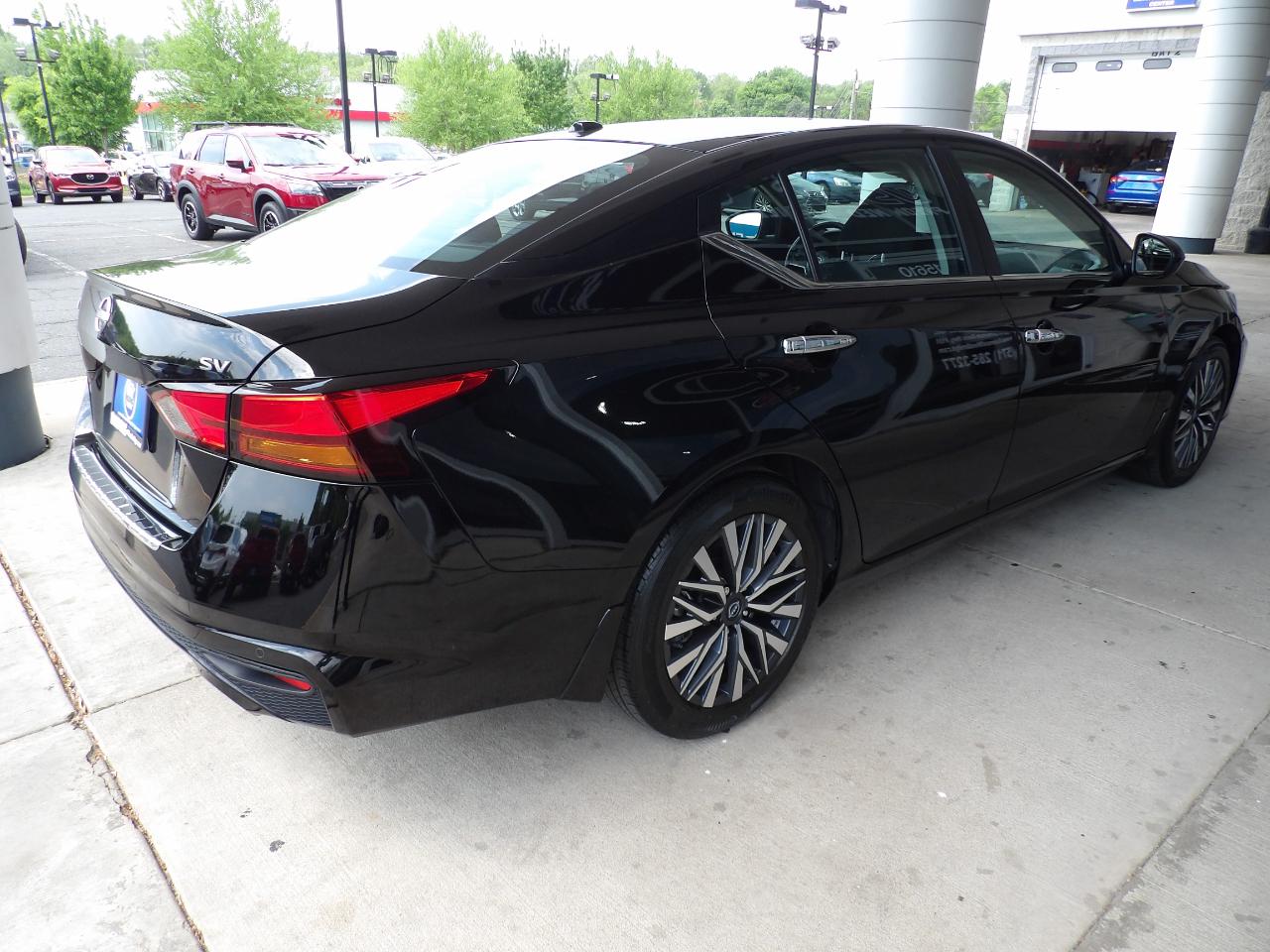 Nissan Altima 2.5 SV Sedan 2023
