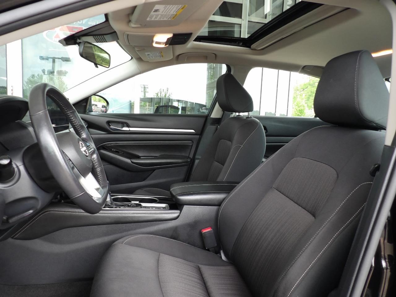 Nissan Altima 2.5 SV Sedan 2023