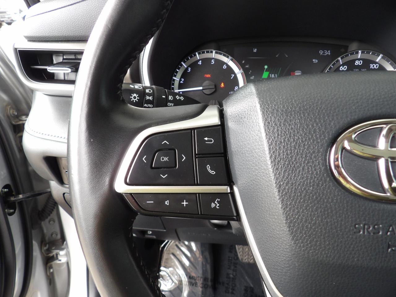 Toyota Highlander XLE 4WD 2024