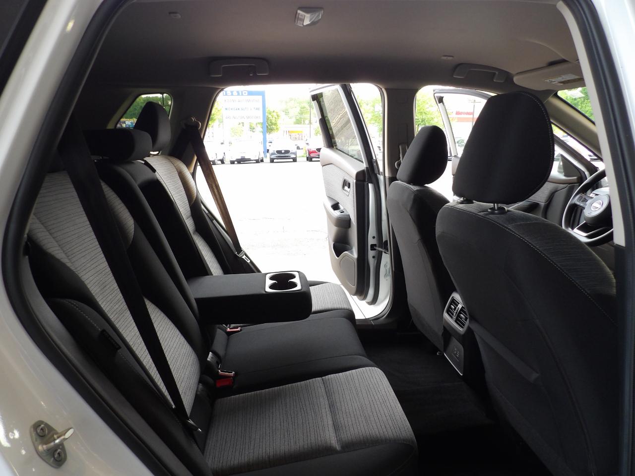 Nissan Rogue AWD SV 2023