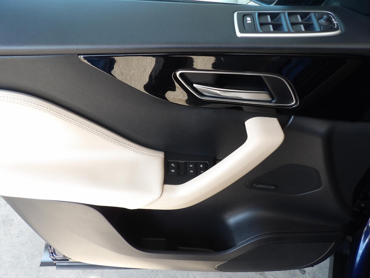 Jaguar F-Pace 35t Premium AWD 2018