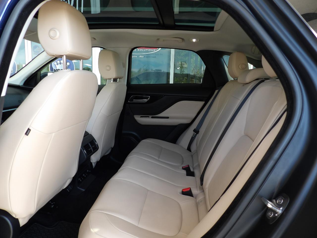 Jaguar F-Pace 35t Premium AWD 2018