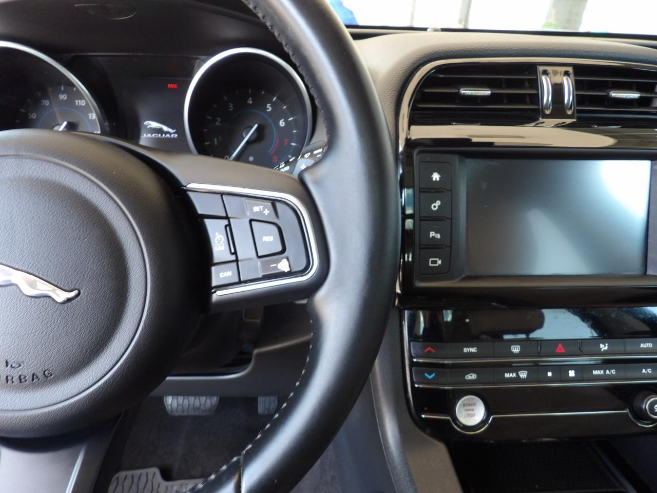 Jaguar F-Pace 35t Premium AWD 2018