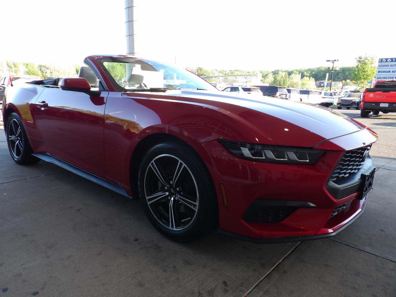 Ford Mustang EcoBoost Convertible 2024