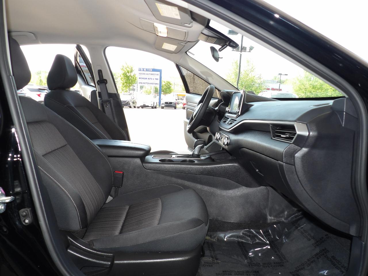 Nissan Altima S FWD 2025