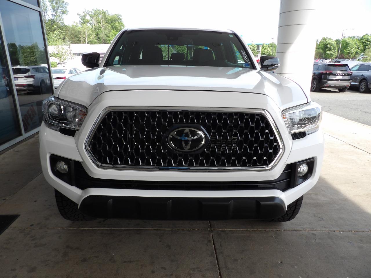 Toyota Tacoma 4WD TRD Off Road Double Cab 6' Bed AT (Natl) 2019