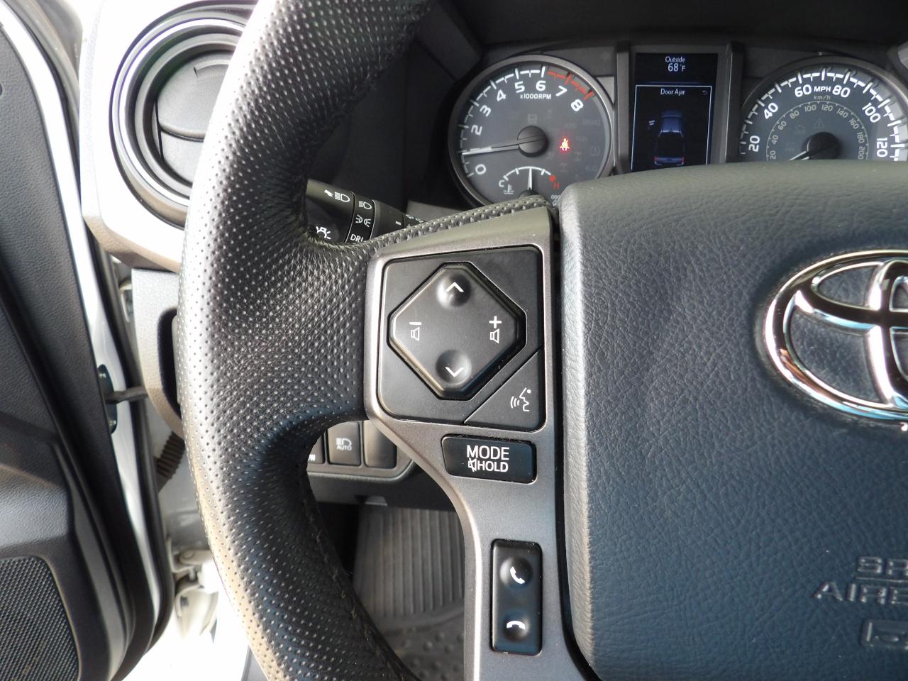 Toyota Tacoma 4WD TRD Off Road Double Cab 6' Bed AT (Natl) 2019