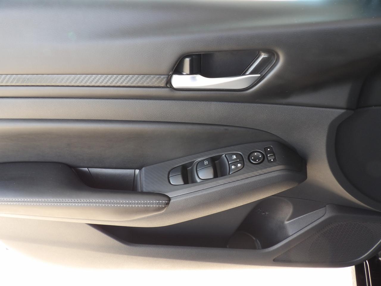 Nissan Altima SV FWD 2025