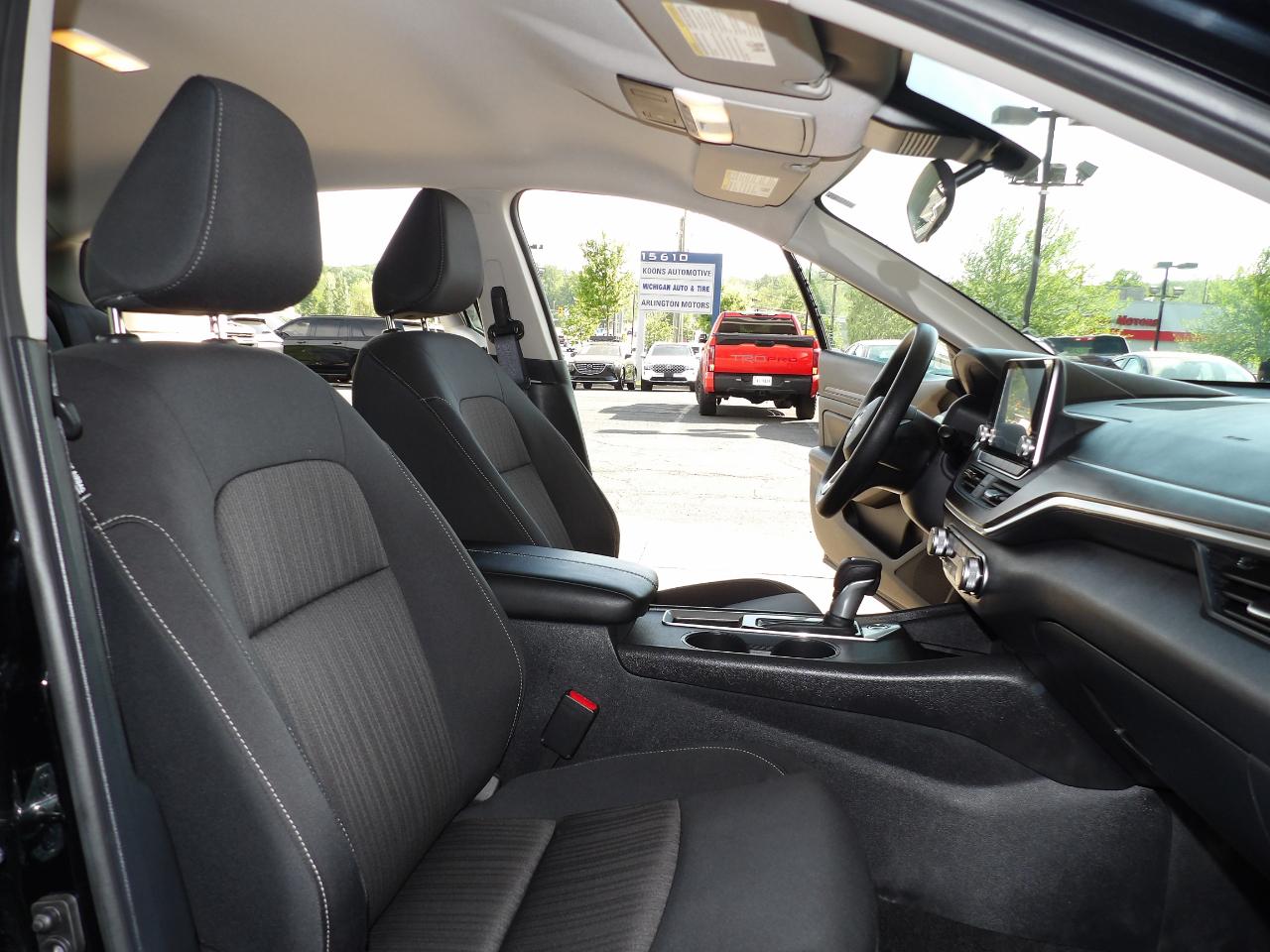 Nissan Altima SV FWD 2025