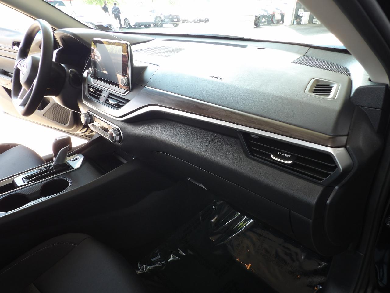 Nissan Altima SV FWD 2025