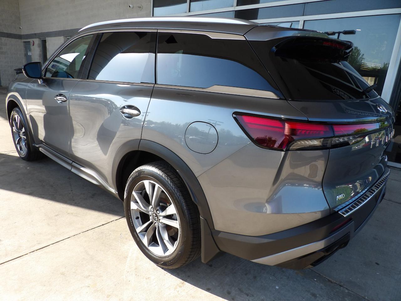 Infiniti QX60 LUXE AWD 2023