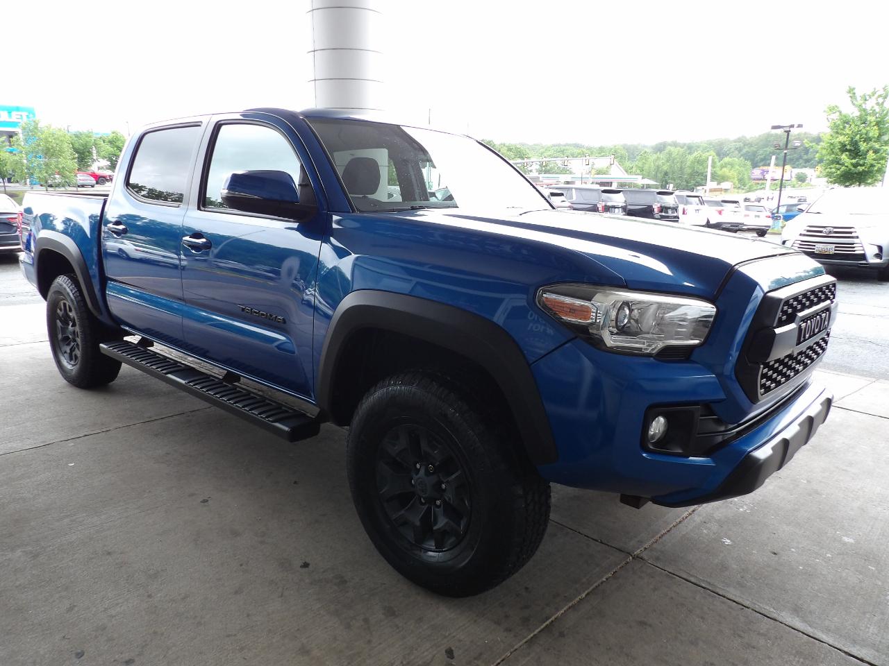 Toyota Tacoma SR5 Double Cab 4WD V6 2018