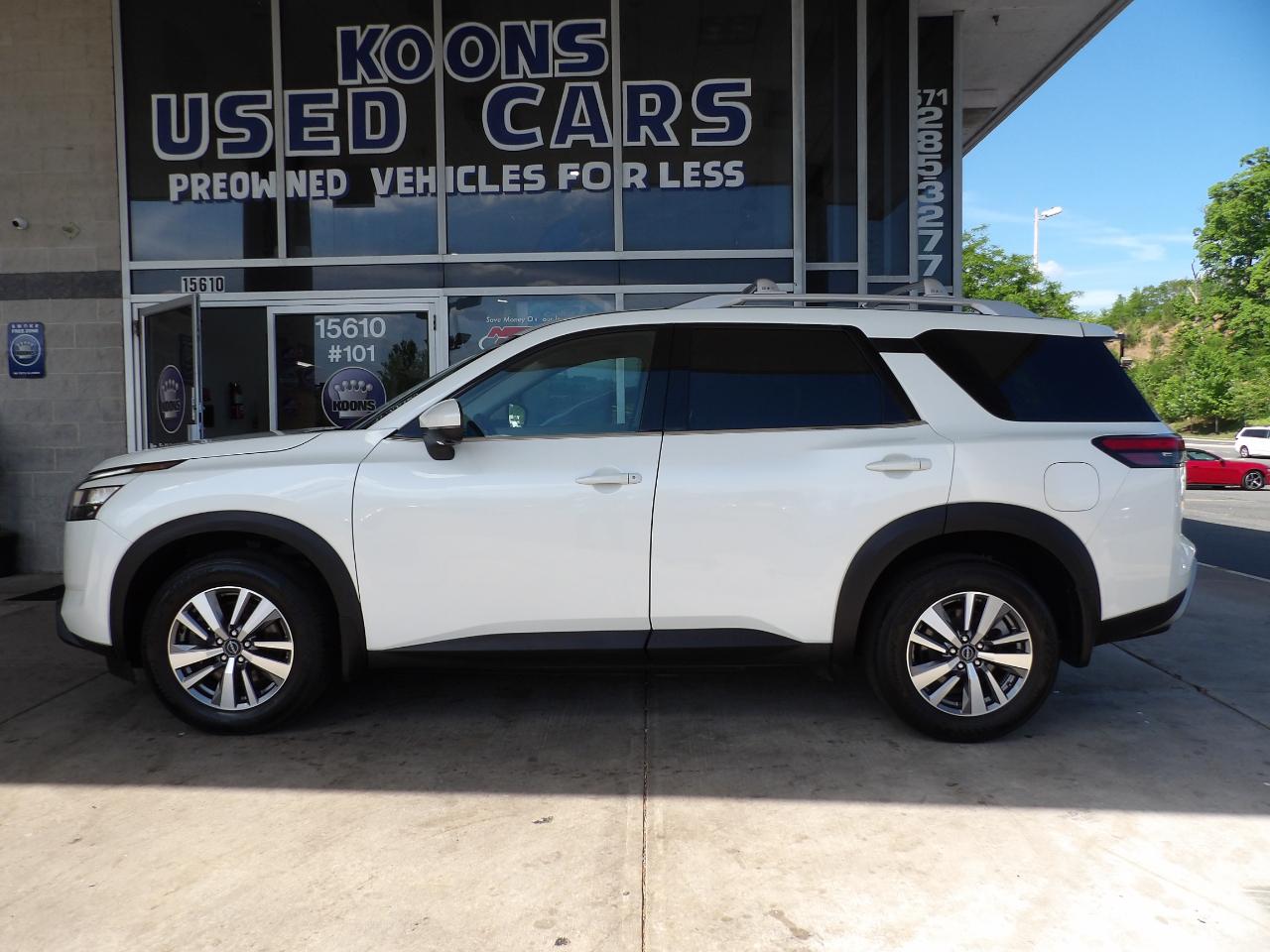 Nissan Pathfinder SL 4WD 2023