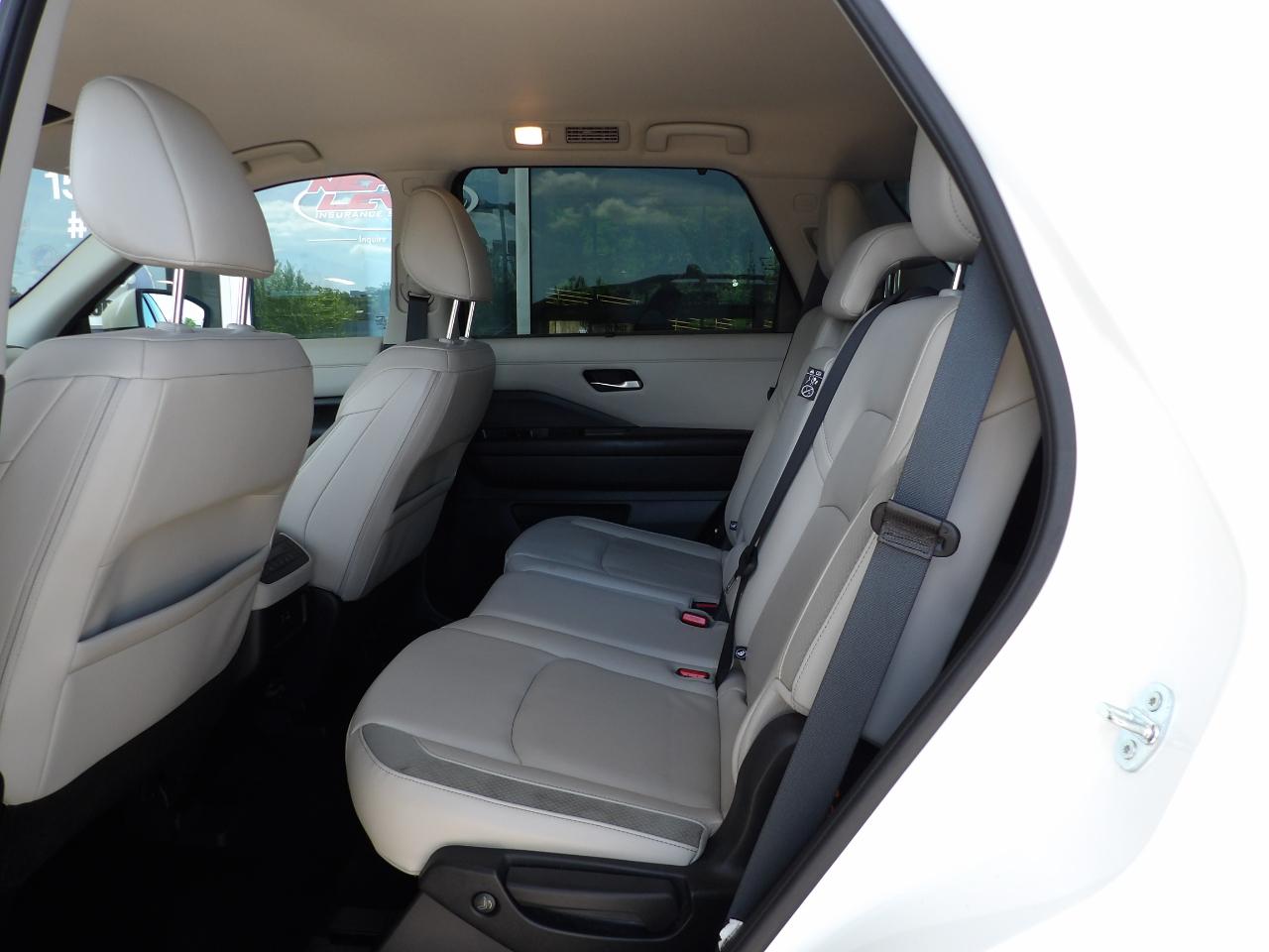 Nissan Pathfinder SL 4WD 2023