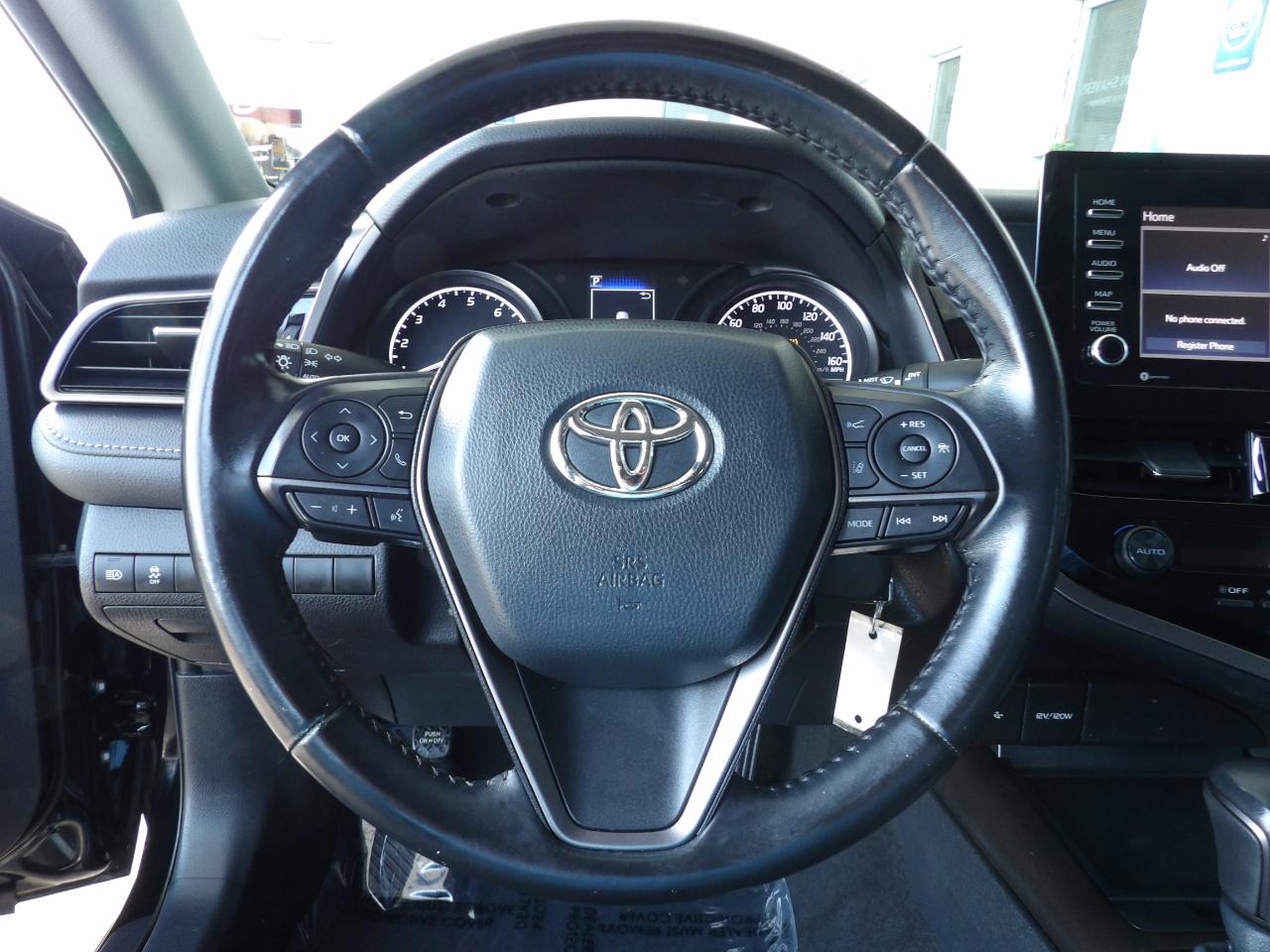 Toyota Camry SE 2021