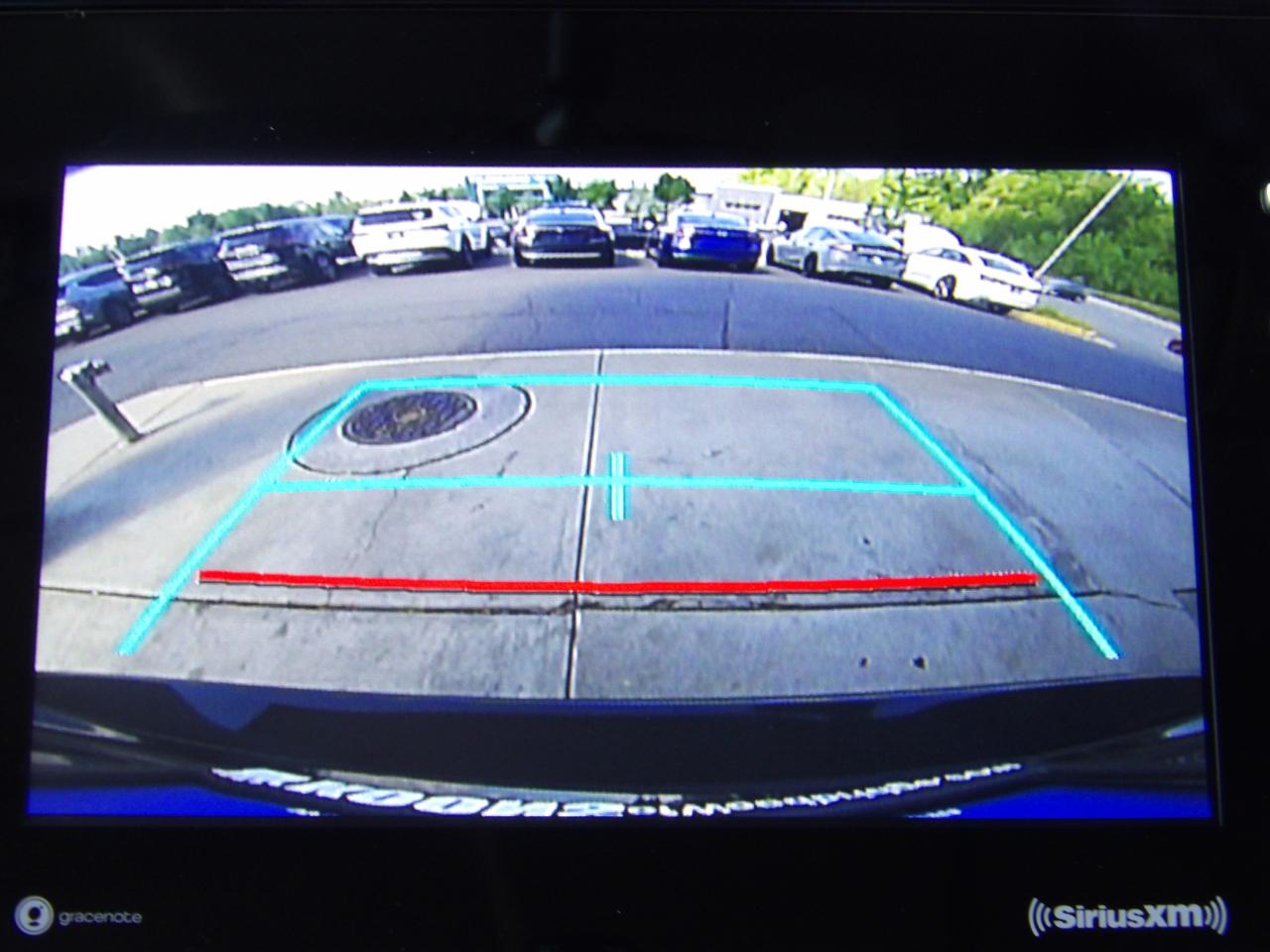 Toyota Camry SE 2021