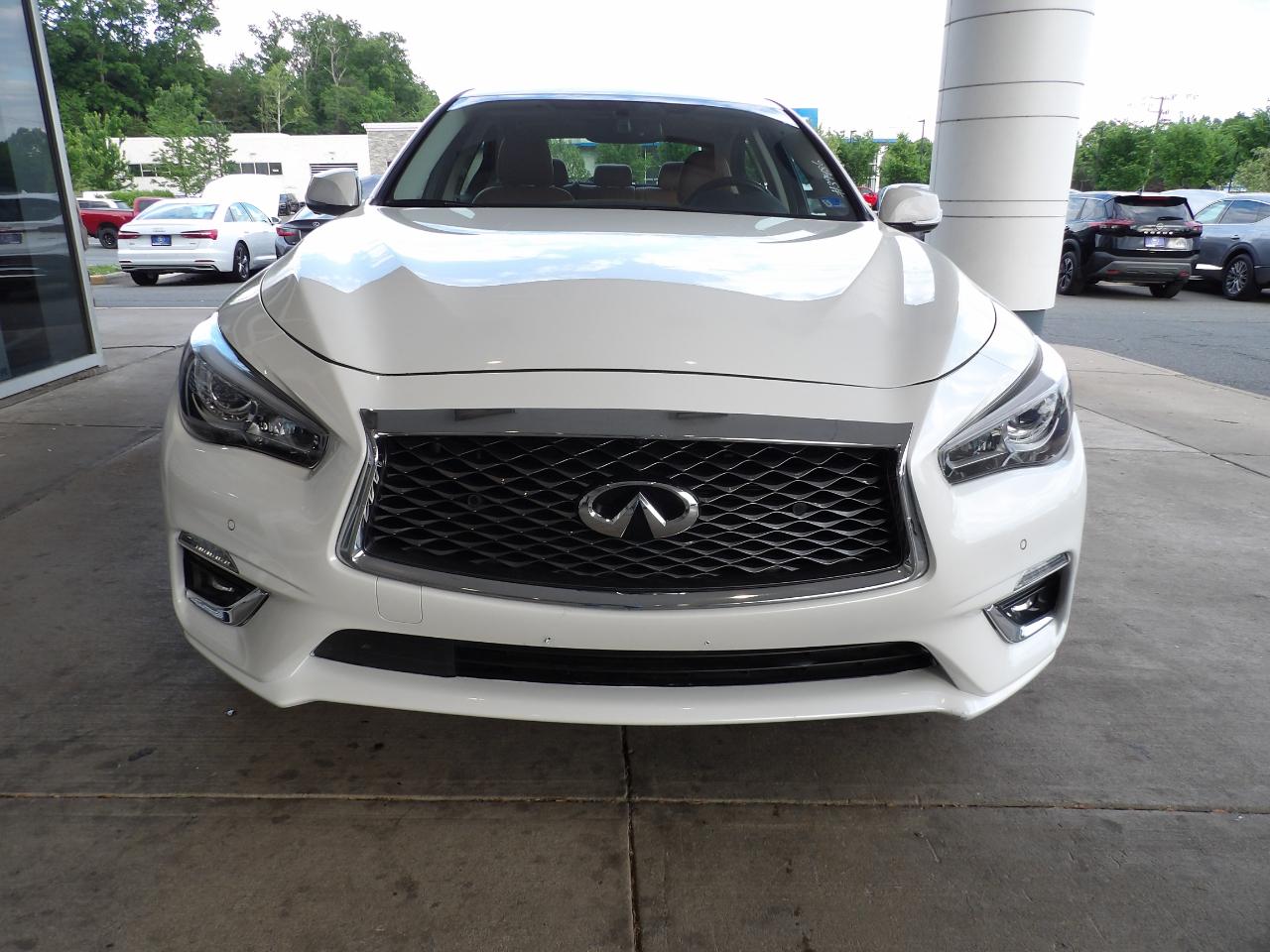 Infiniti Q50 LUXE AWD 2023