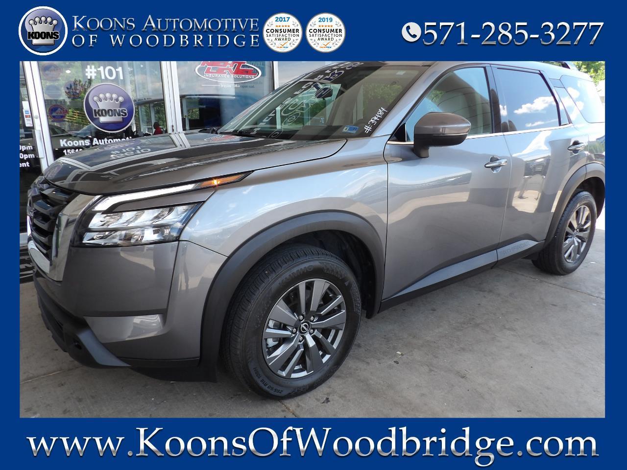 Nissan Pathfinder SV 2WD 2024