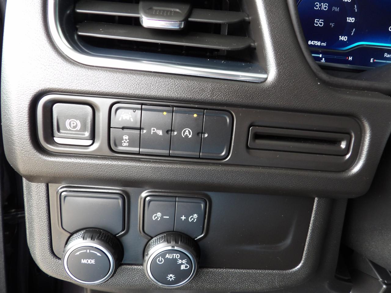 Chevrolet Tahoe 2WD 4dr LT 2024