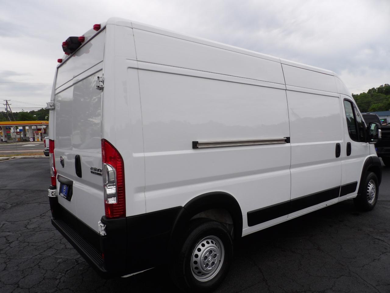 RAM ProMaster Cargo Van Tradesman 2500 High Roof 159" WB w/Pass Seat 2025