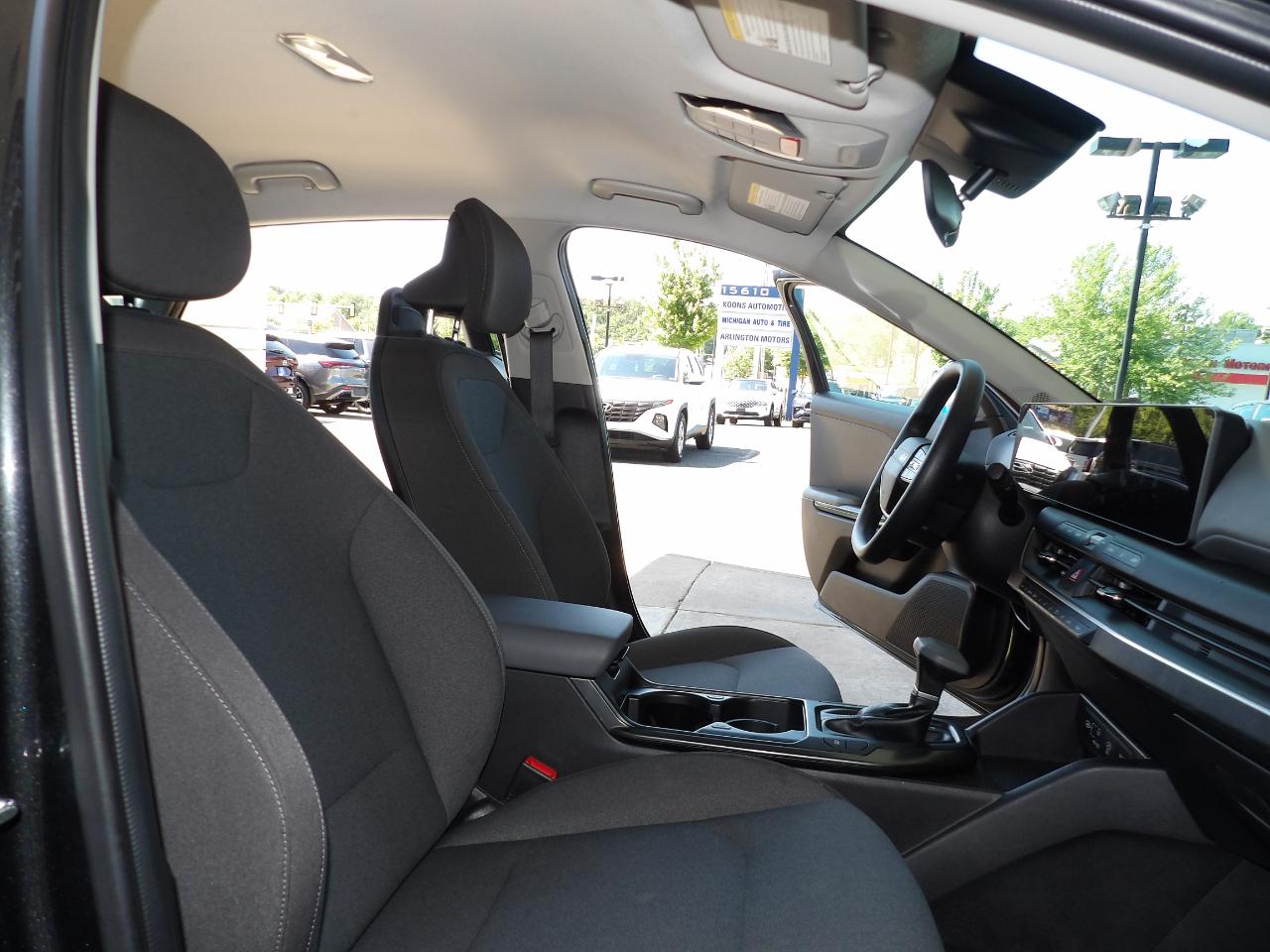 Kia K4 LXS FWD 2025
