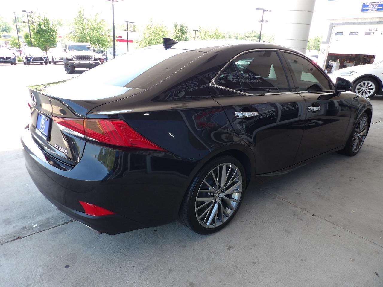Lexus IS 200t 2017