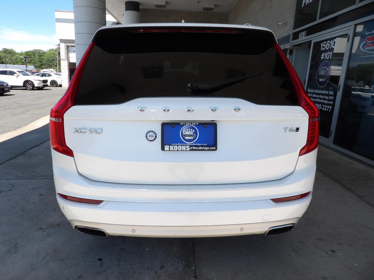 Volvo XC90 T6 AWD 7-Passenger Momentum 2017
