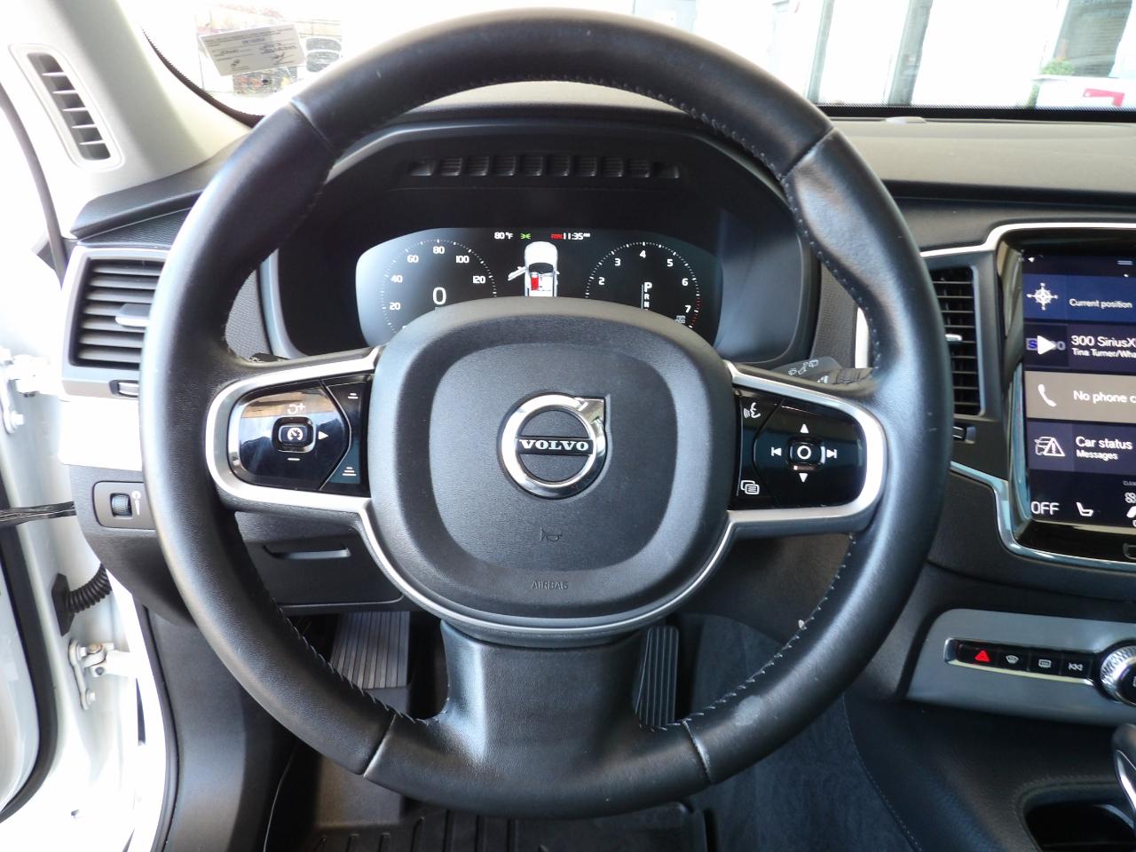 Volvo XC90 T6 AWD 7-Passenger Momentum 2017