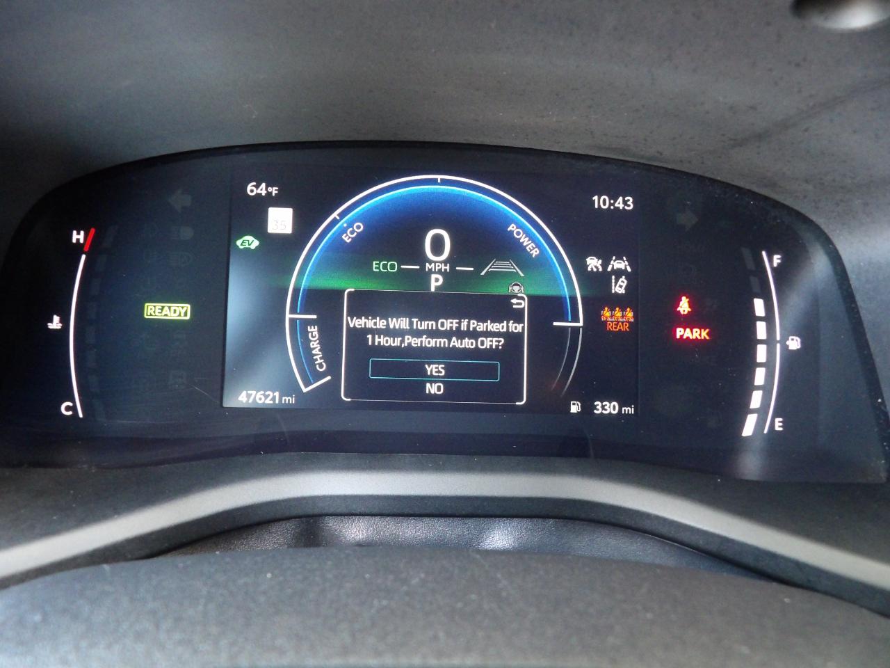 Toyota Camry LE (Natl) 2025