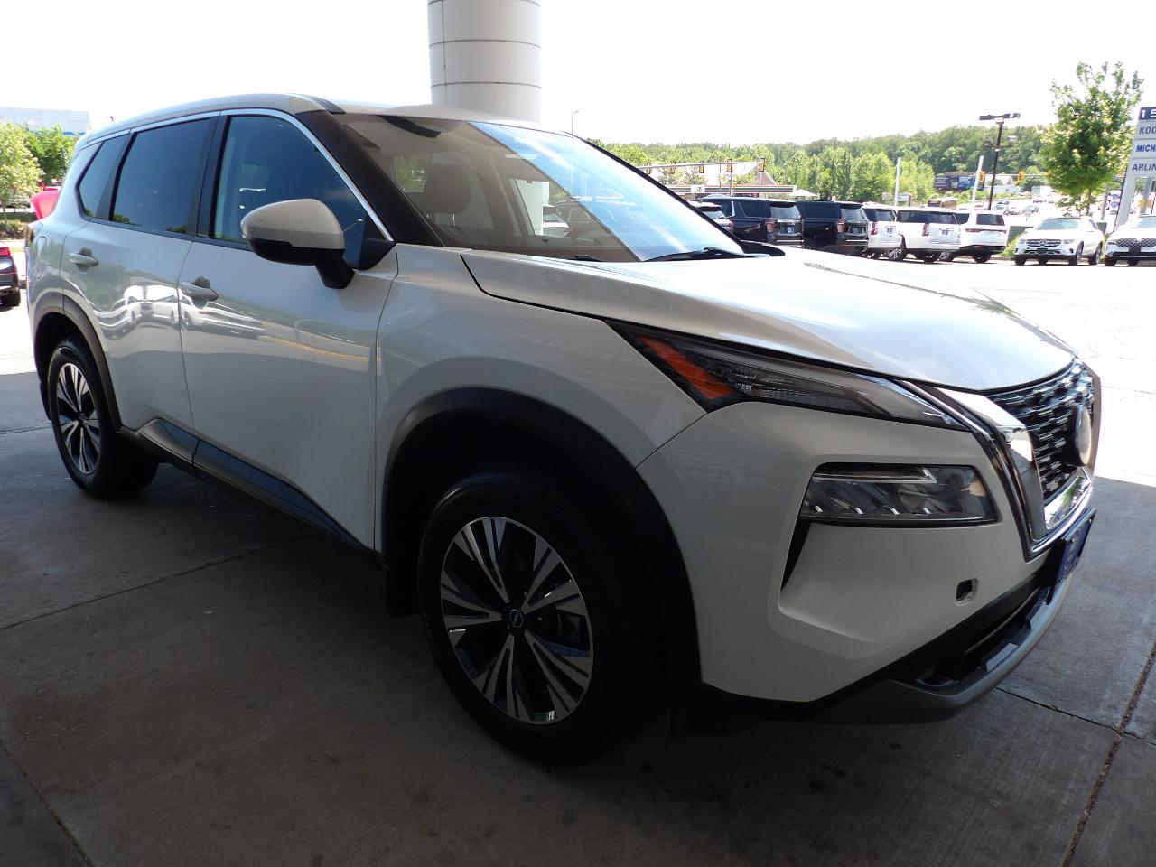 Nissan Rogue AWD SV *Ltd Avail* 2023