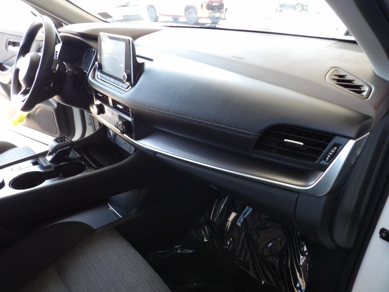 Nissan Rogue AWD SV *Ltd Avail* 2023