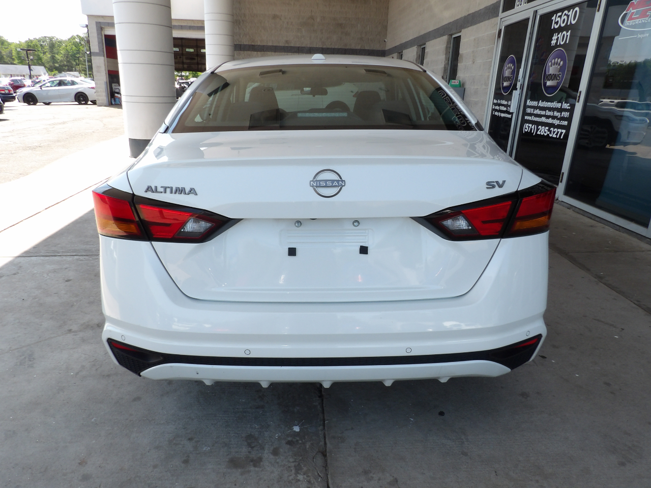 Nissan Altima 2.5 SV Sedan 2024