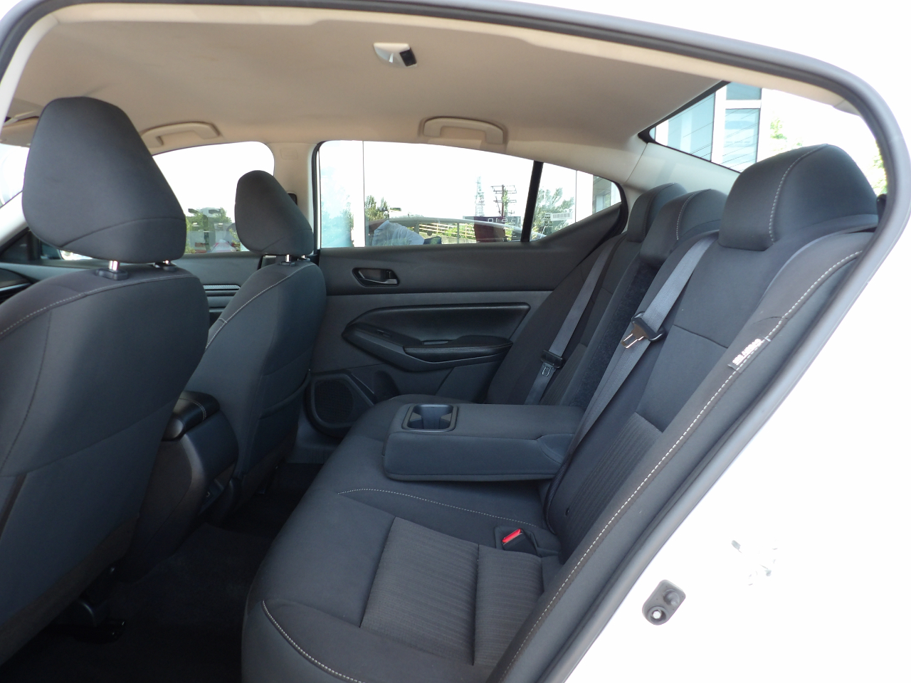Nissan Altima 2.5 SV Sedan 2024