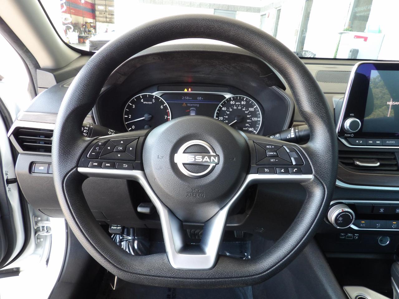 Nissan Altima 2.5 SV Sedan 2024