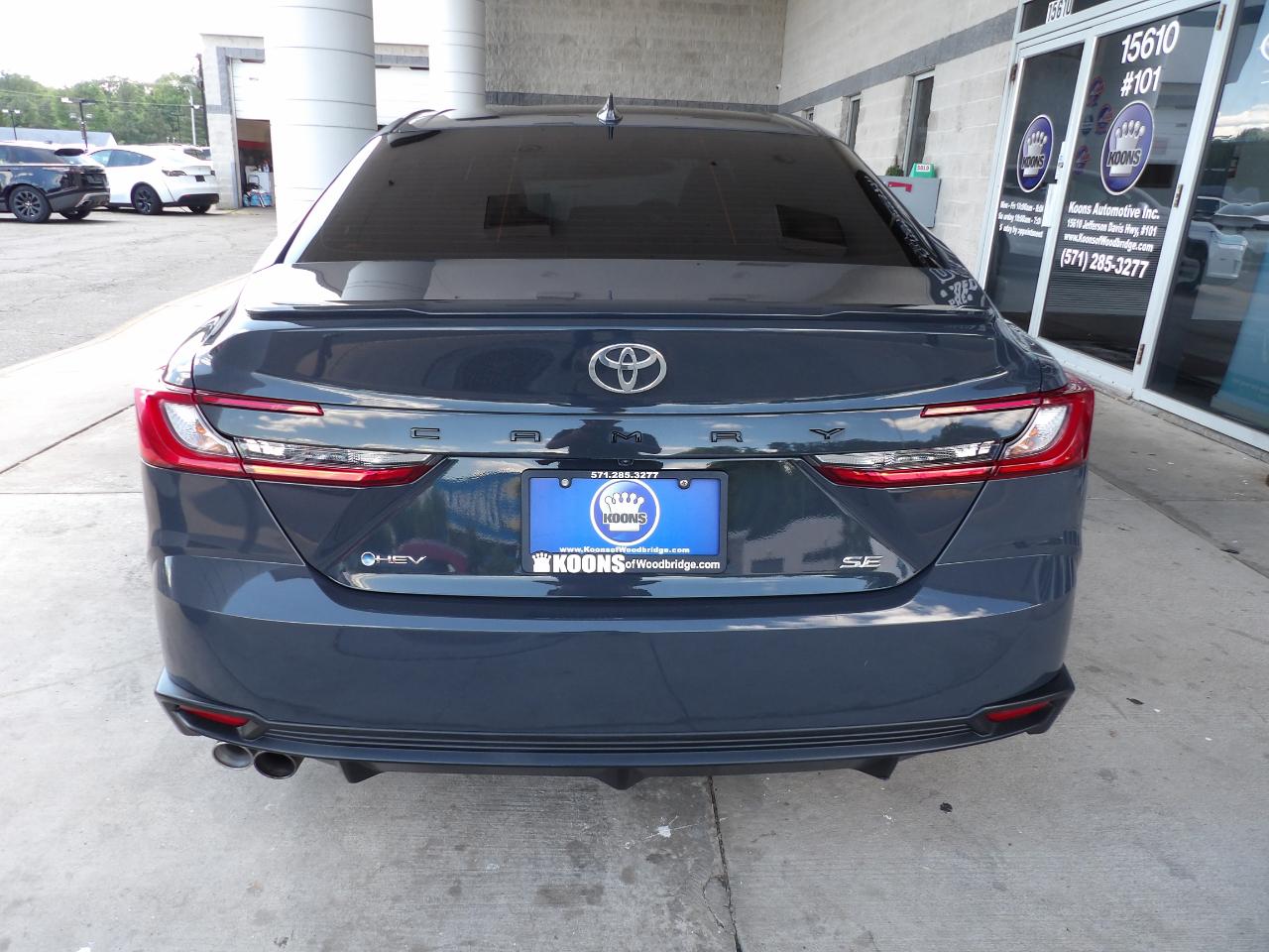 Toyota Camry SE 2025