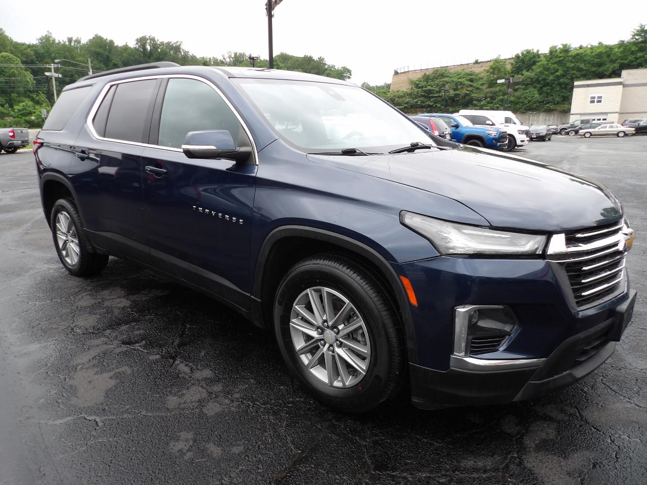 Chevrolet Traverse AWD 4dr LT Cloth w/1LT 2023