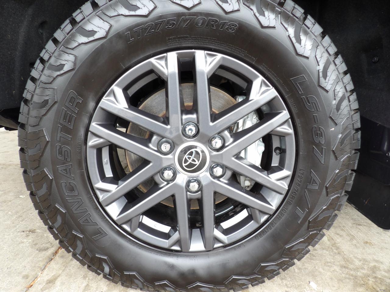 Toyota Tundra 4WD SR5 CrewMax 5.5' Bed (Natl) 2024