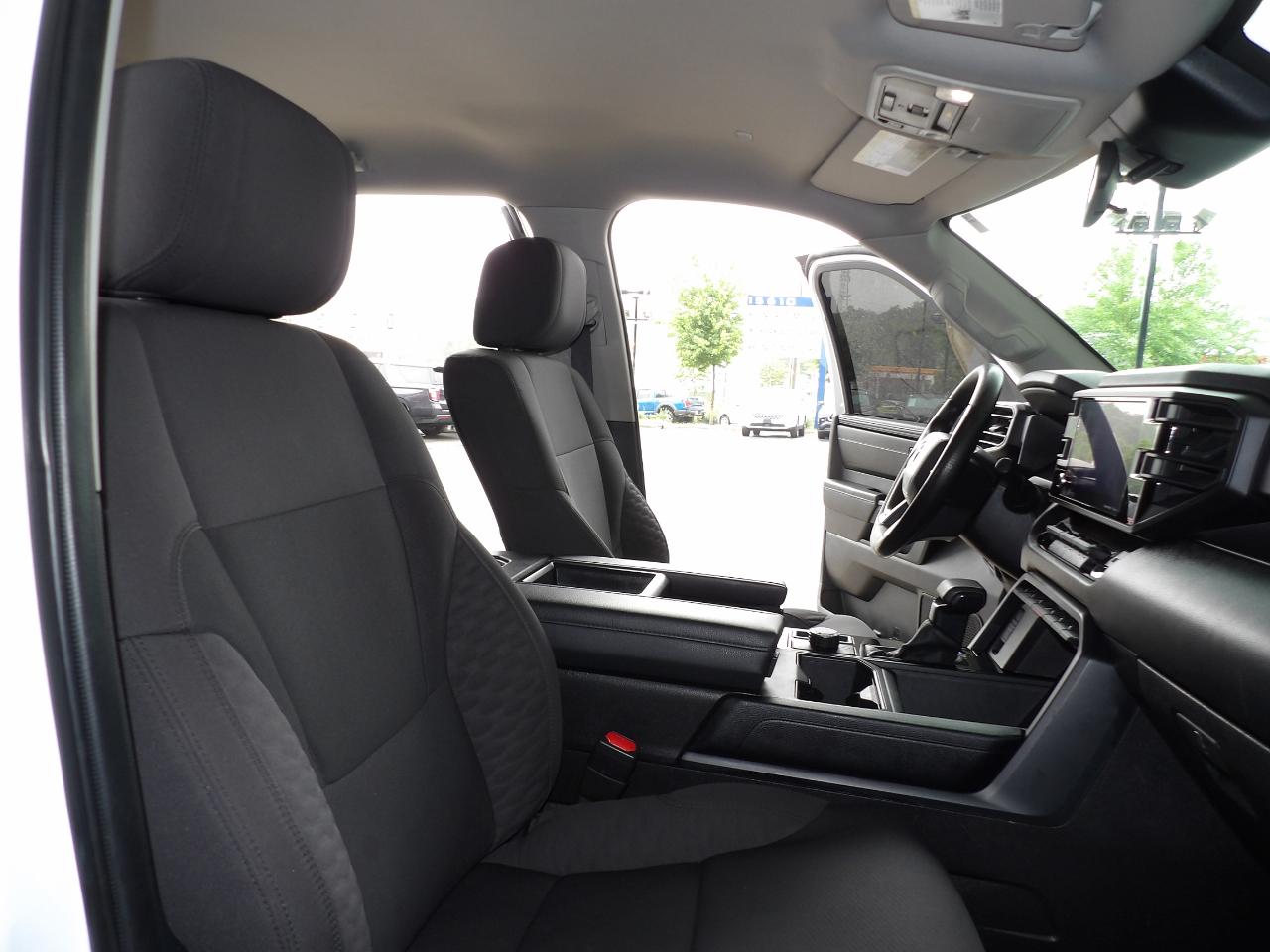 Toyota Tundra 4WD SR5 CrewMax 5.5' Bed (Natl) 2024