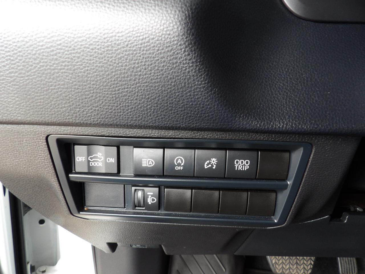 Toyota Tundra 4WD SR5 CrewMax 5.5' Bed (Natl) 2024