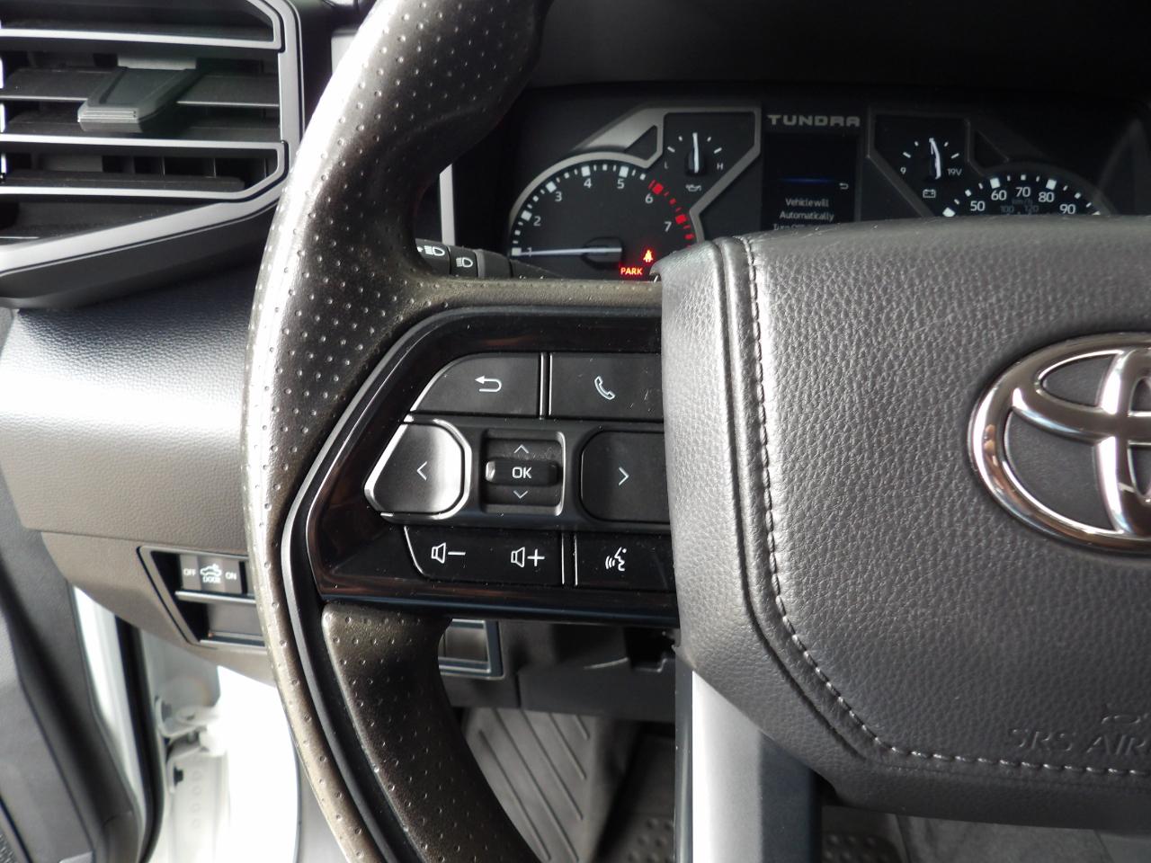 Toyota Tundra 4WD SR5 CrewMax 5.5' Bed (Natl) 2024