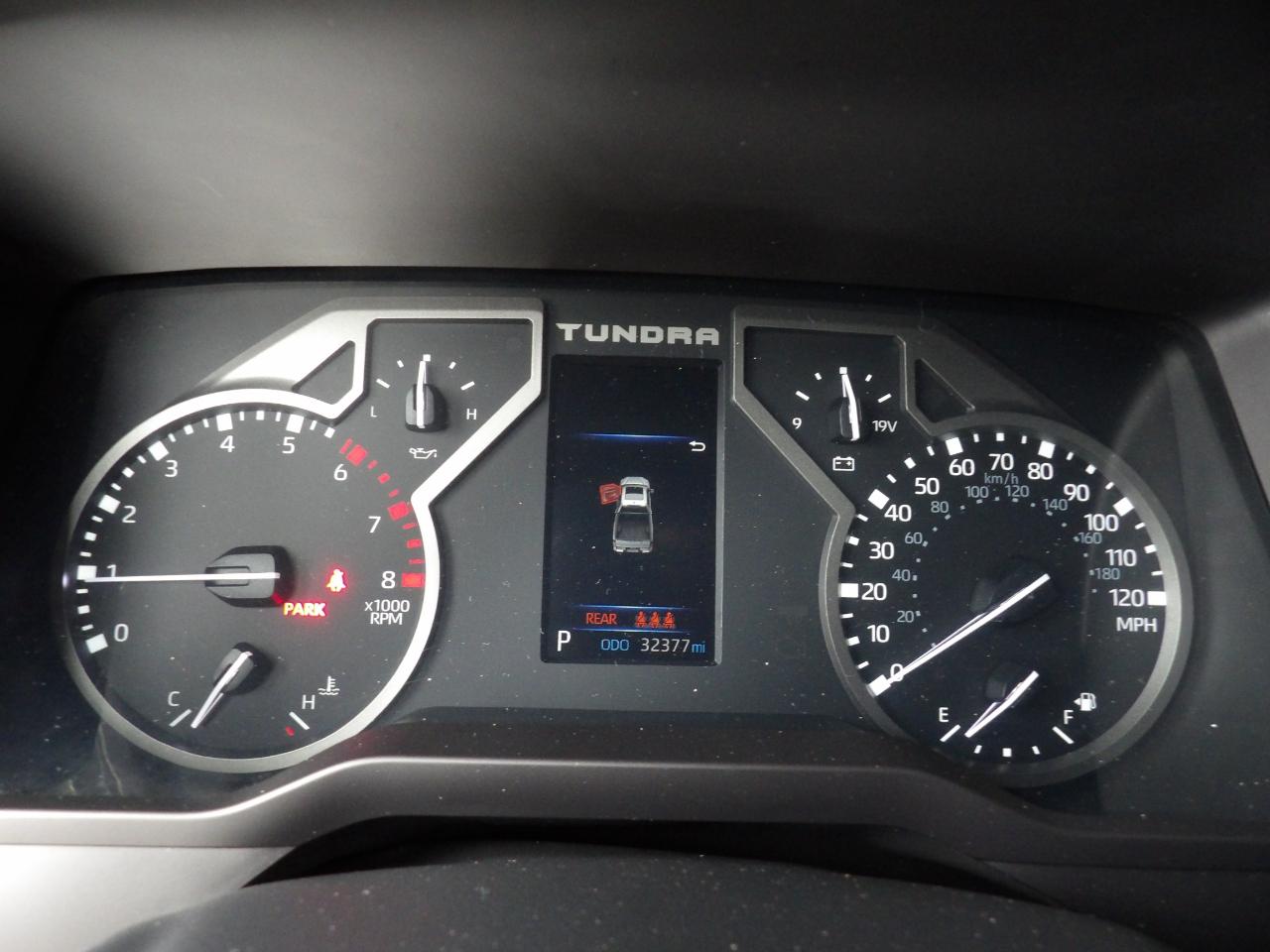 Toyota Tundra 4WD SR5 CrewMax 5.5' Bed (Natl) 2024
