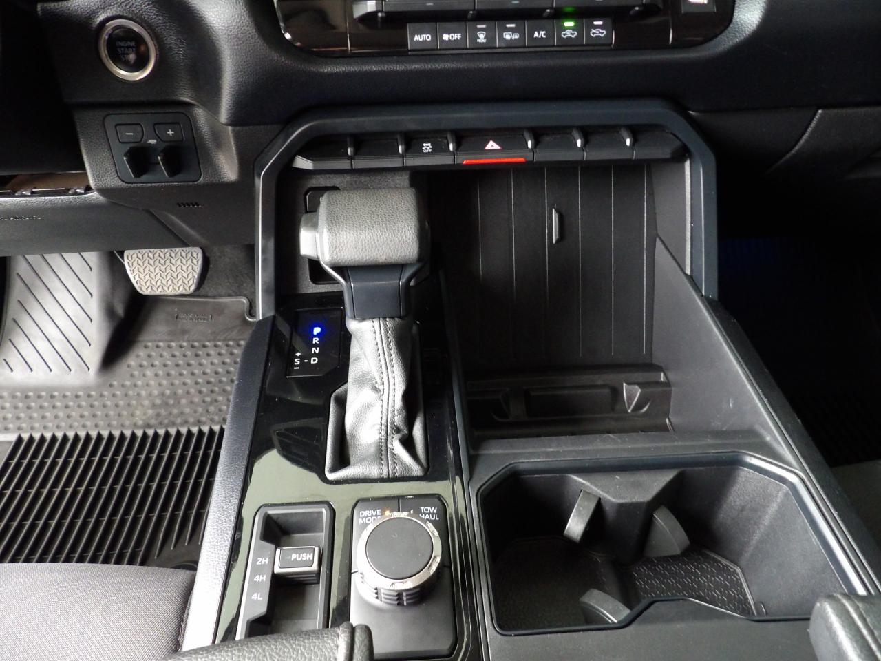 Toyota Tundra 4WD SR5 CrewMax 5.5' Bed (Natl) 2024