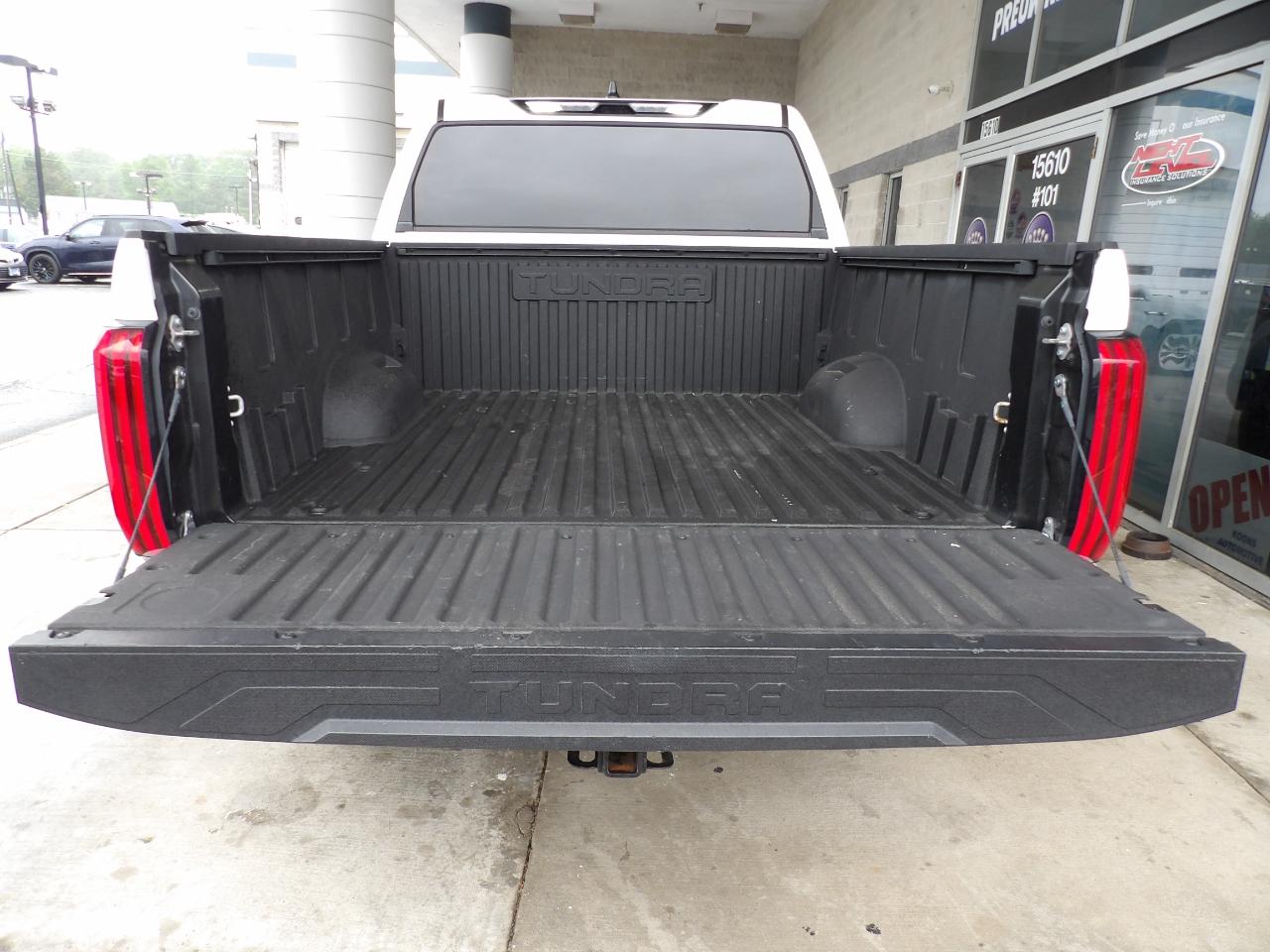Toyota Tundra 4WD SR5 CrewMax 5.5' Bed (Natl) 2024