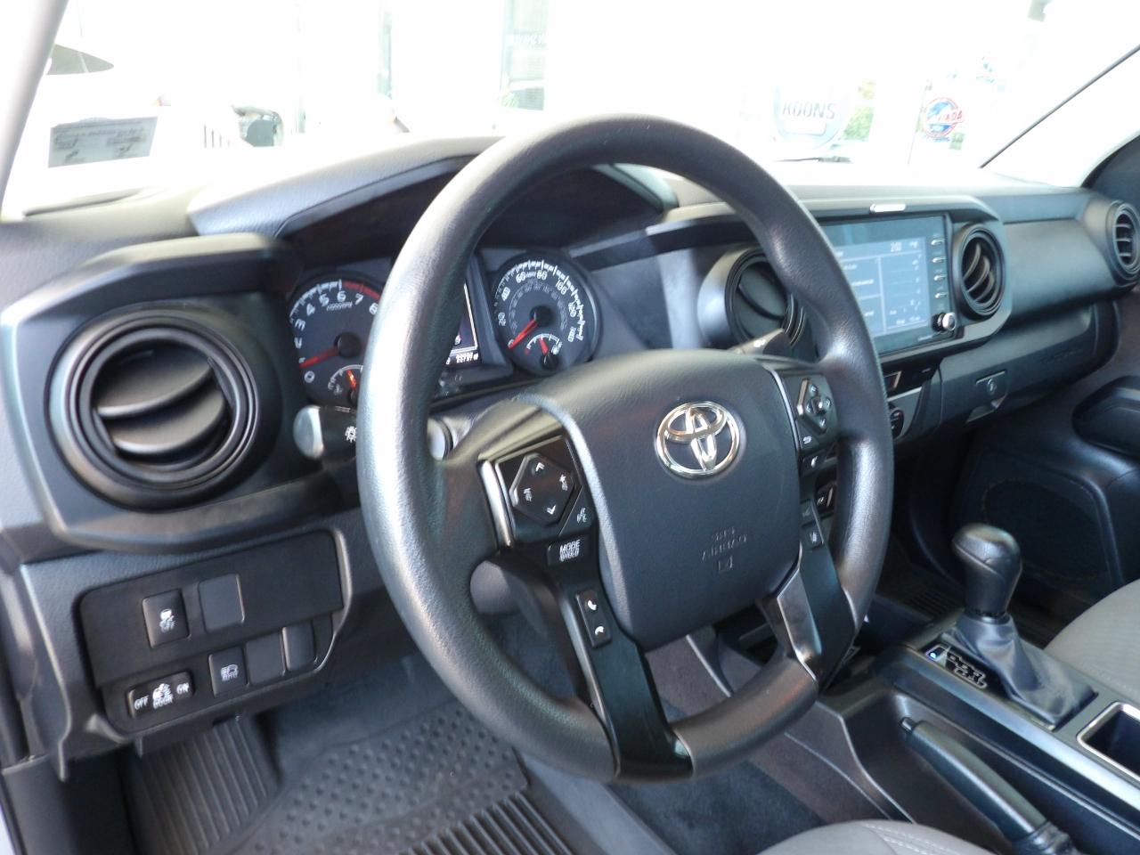 Toyota Tacoma 4WD SR Double Cab 5' Bed V6 AT (Natl) 2023