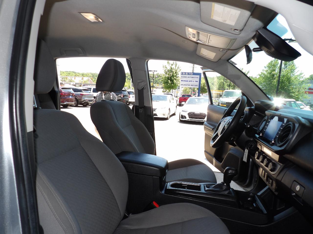 Toyota Tacoma 4WD SR Double Cab 5' Bed V6 AT (Natl) 2023