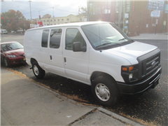 2014 Ford Econoline 