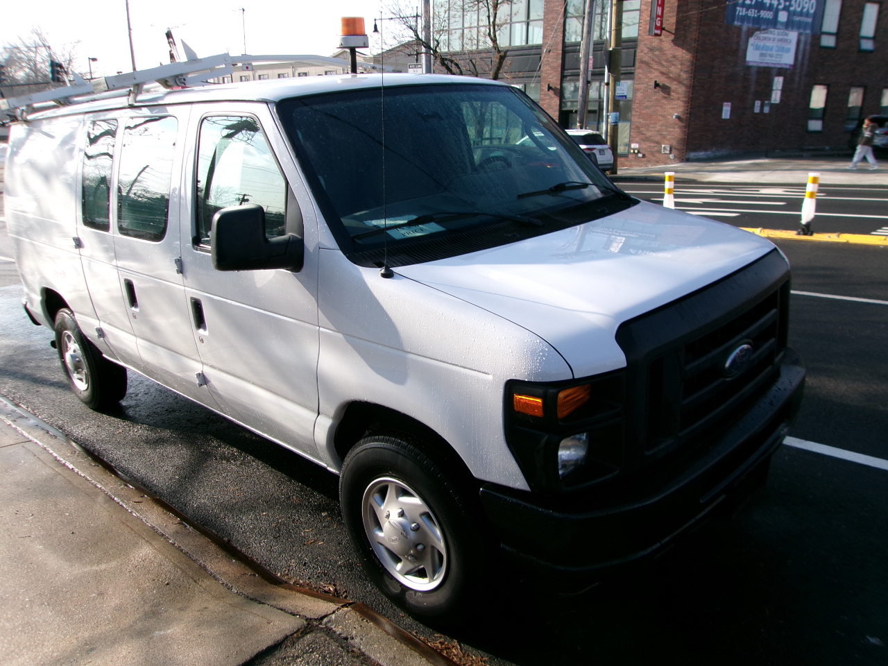 2013 Ford Econoline E-350 Super Duty