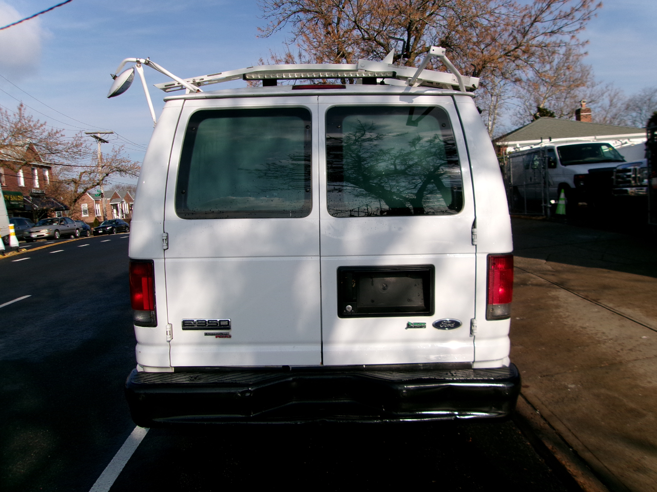 Ford Econoline E-350 Super Duty 2013