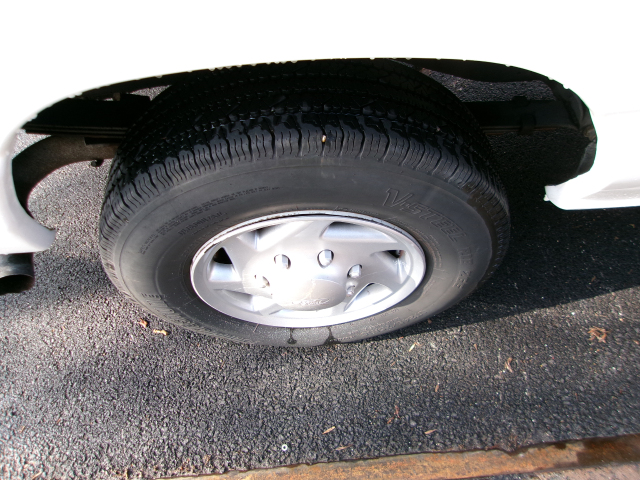 Ford Econoline E-350 Super Duty 2013